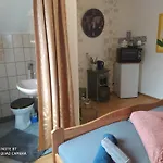 Alte Backstube Mit 3 Eingerichtet Fuer Monteure Und Firmen * Lügde