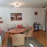 Appartamento Alte Backstube Mit 3 Eingerichtet Fuer Monteure Und Firmen
