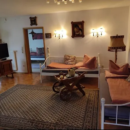 Alte Backstube Mit 3 Eingerichtet Fuer Monteure Und Firmen Lügde