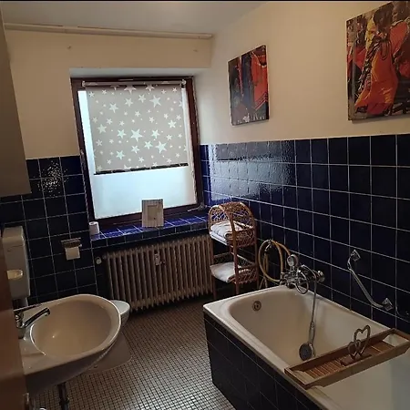 דירה Alte Backstube Mit 3 Eingerichtet Fuer Monteure Und Firmen