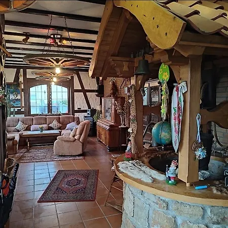 Alte Backstube Mit 3 Eingerichtet Fuer Monteure Und Firmen