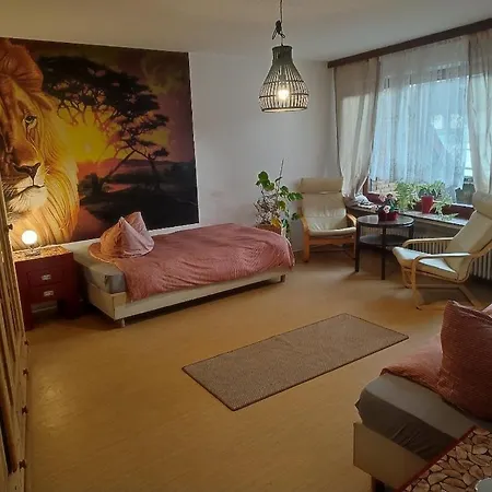 Alte Backstube Mit 3 Eingerichtet Fuer Monteure Und Firmen דירה *