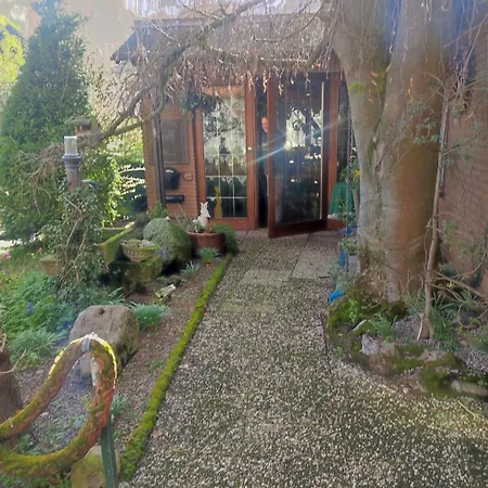 Alte Backstube Mit 3 Eingerichtet Fuer Monteure Und Firmen *