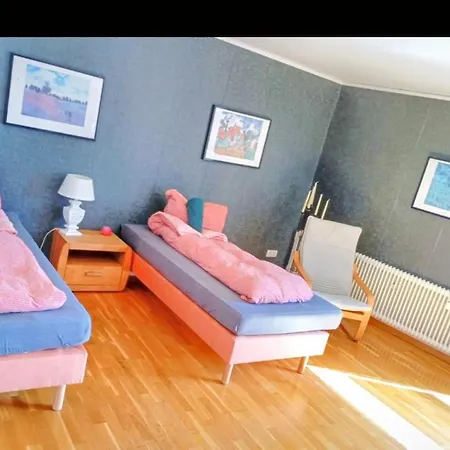 Alte Backstube Mit 3 Eingerichtet Fuer Monteure Und Firmen アパート