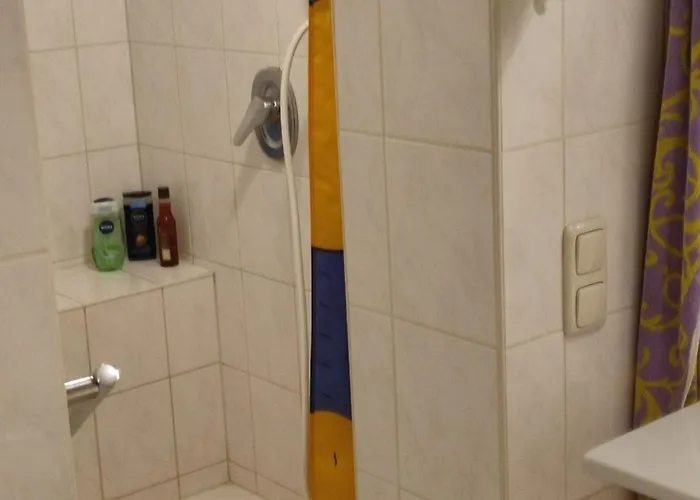 Alte Backstube Mit 3 Eingerichtet Fuer Monteure Und Firmen Appartement Lügde